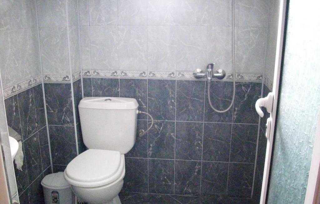 Guest House Lazur Obzor Buitenkant foto