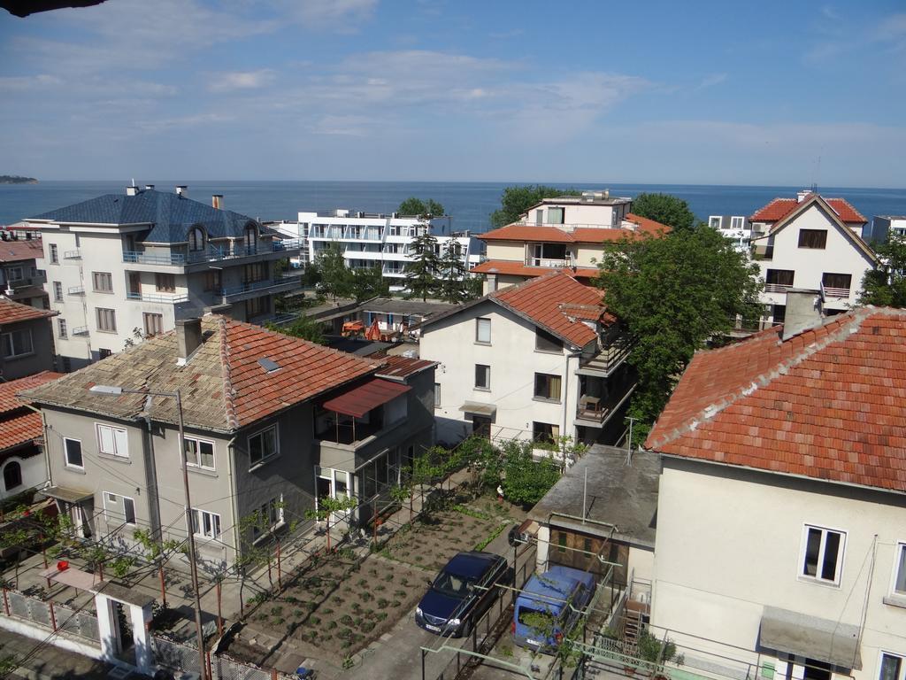 Guest House Lazur Obzor Buitenkant foto