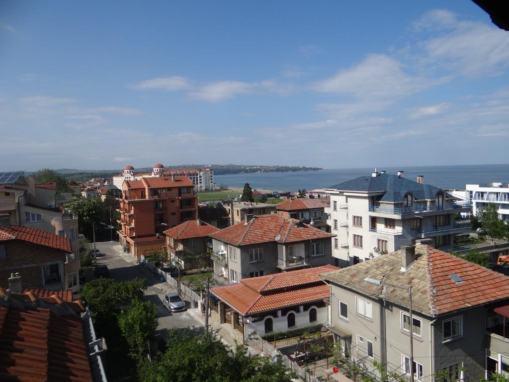 Guest House Lazur Obzor Buitenkant foto