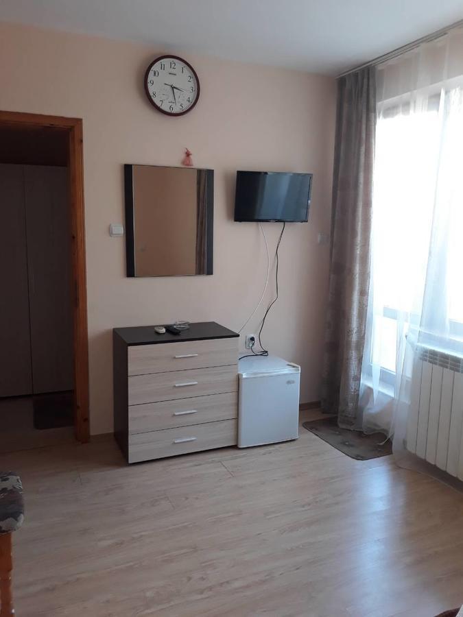 Guest House Lazur Obzor Buitenkant foto